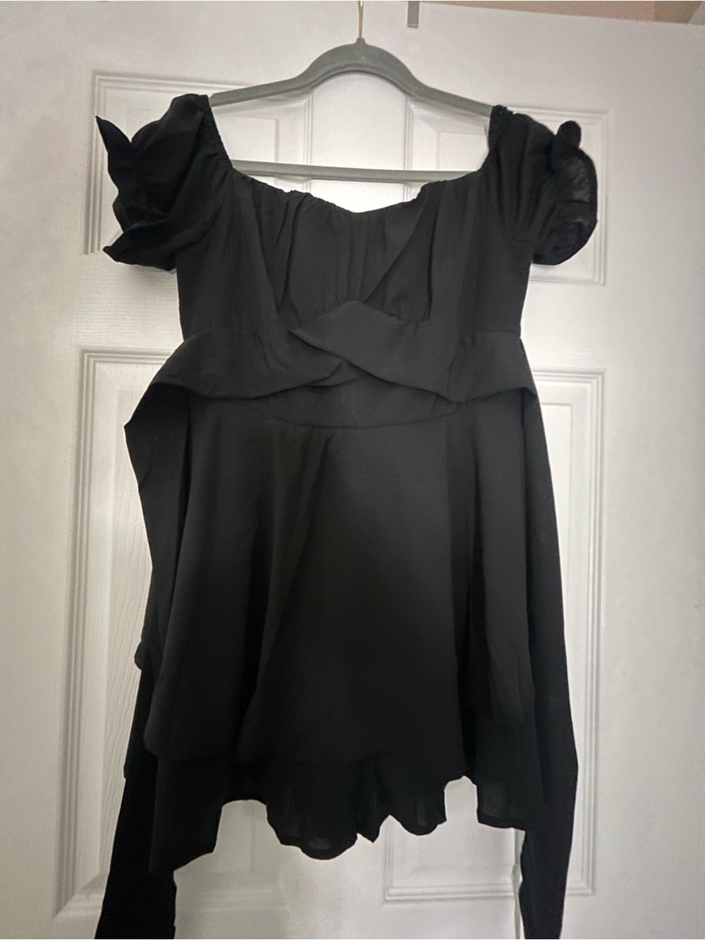 Black Women's Off-Shoulder Jumpsuit